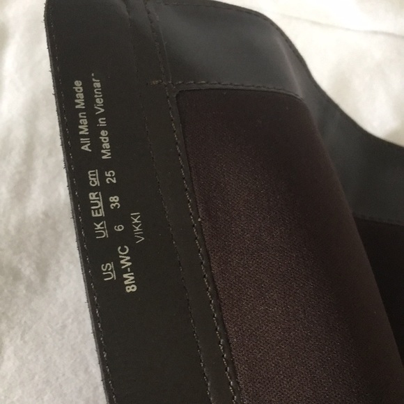 Women’s Vicky boots size 8 medium with wide calf - Picture 6 of 13